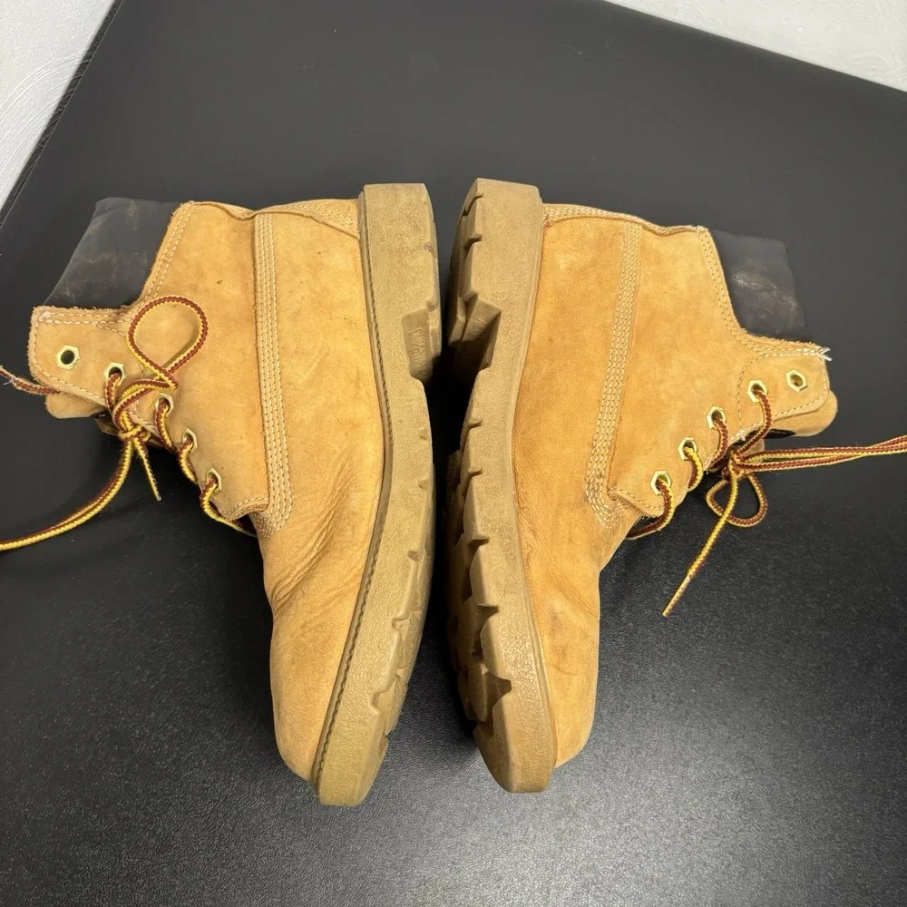 Timberland Big Kid 10960 6 Inch Classic Boots Size 4 Waterproof Workwear Outdoor